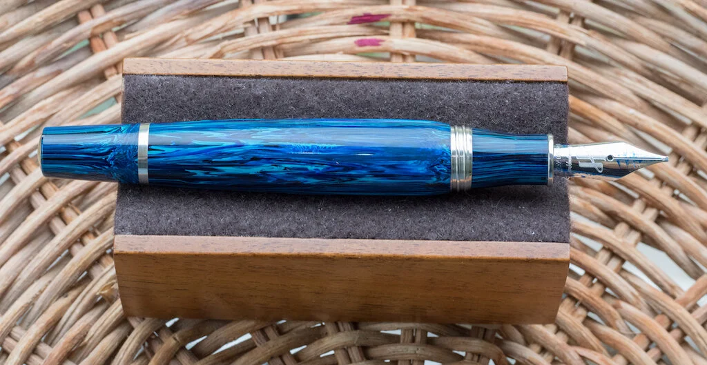 Montegrappa Mia Limited Edition Sea at Dusk Fountain Pen